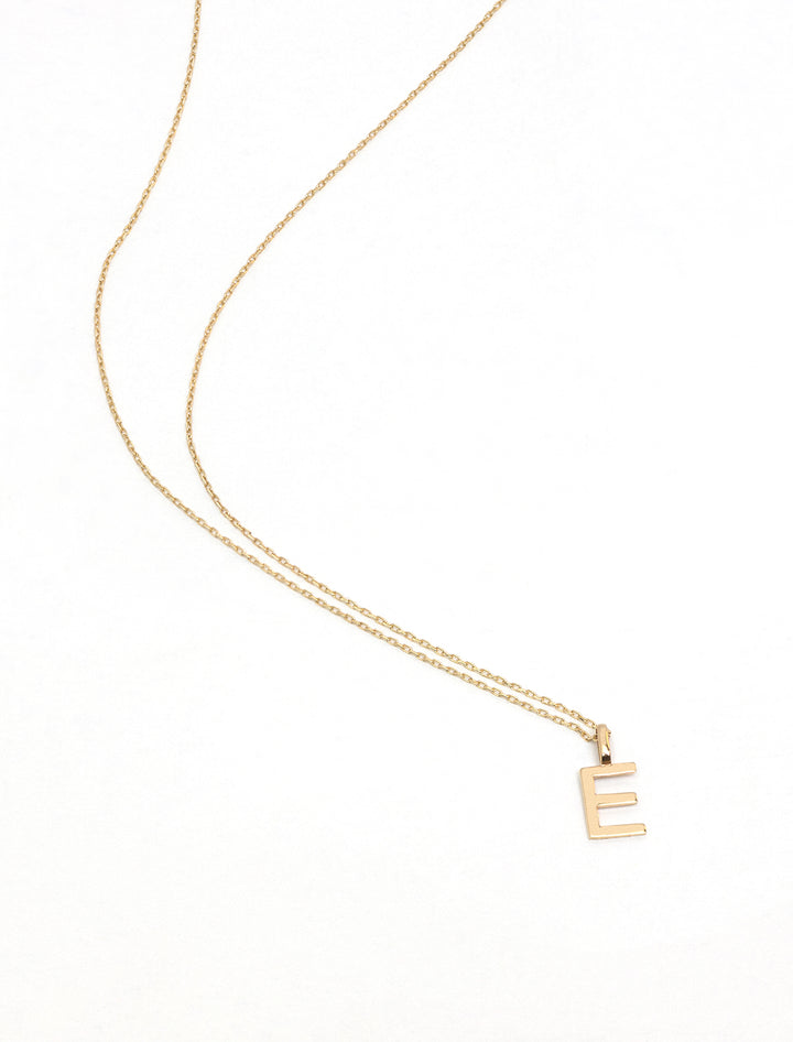 14k initial charm - E