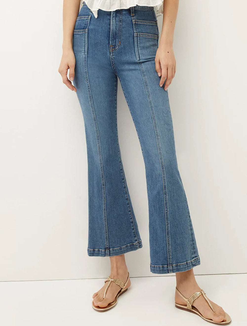 Model wearing Veronica Beard's carson ankle flare in great escape.