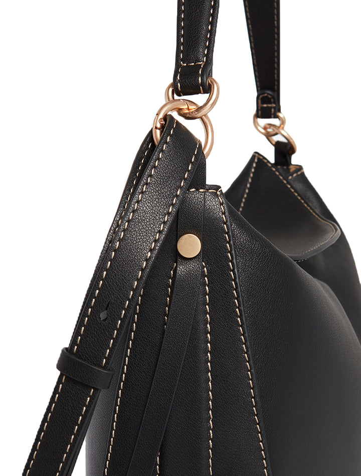 Close-up view of Vanessa Bruno's daily bag in noir.