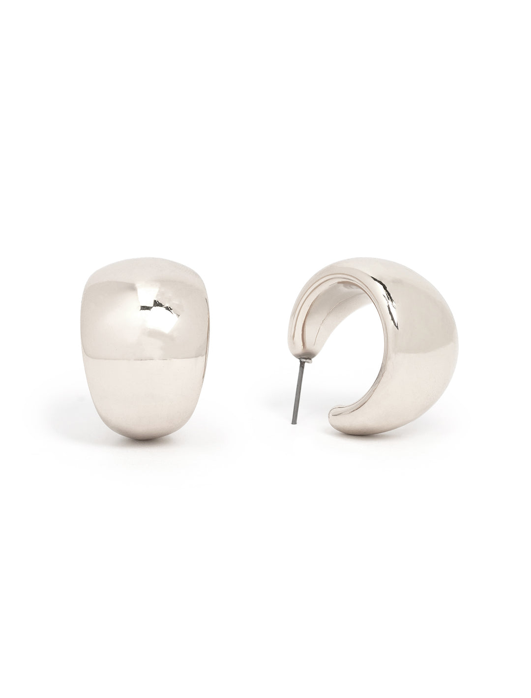 Front view of Shashi's Kasumi Hoops in White Gold.