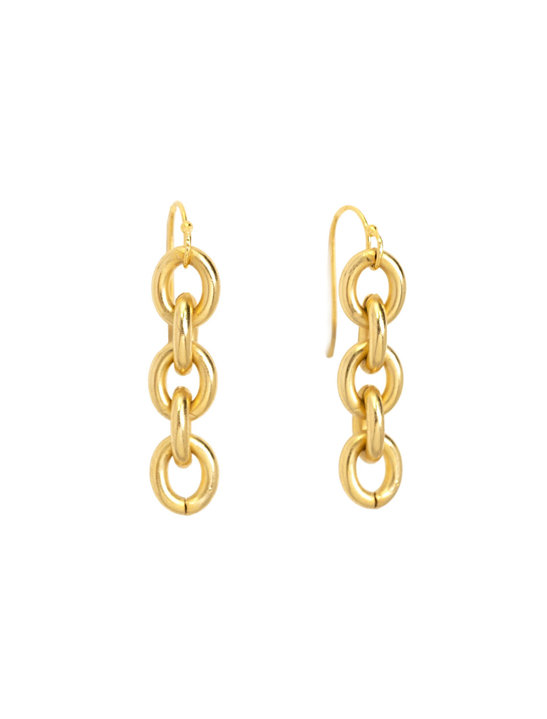 Front view of AV Max's Luxe Baroque Chain Earring in Matte Gold.