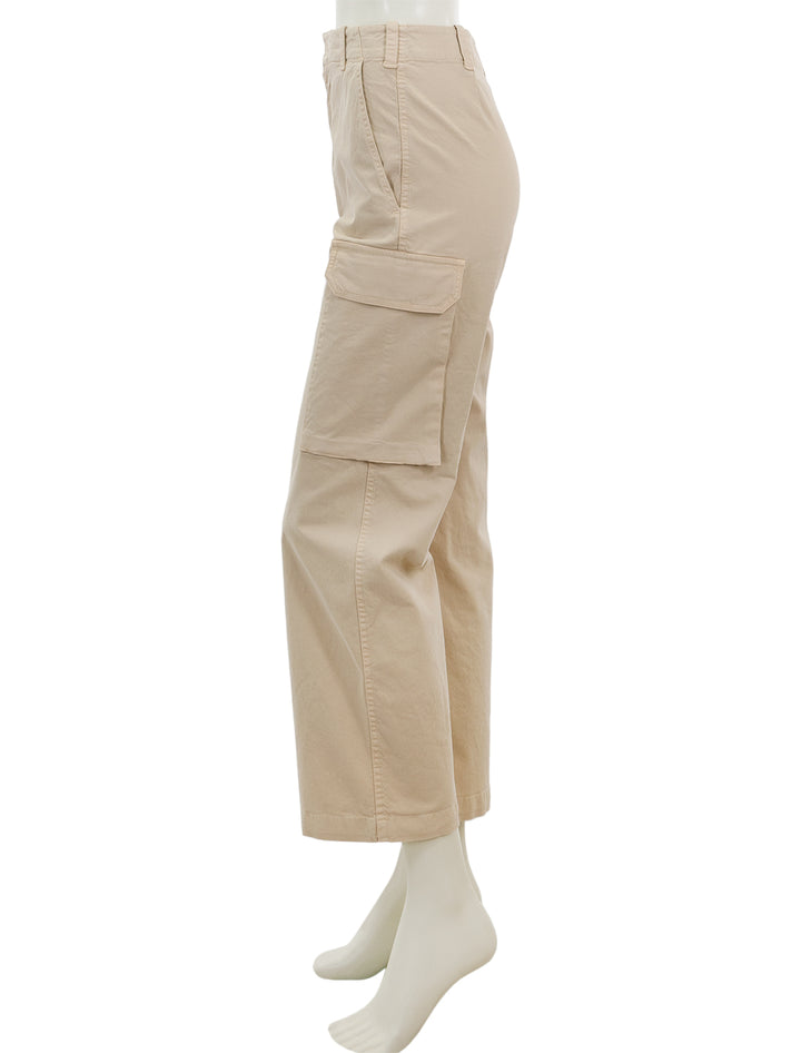 Side view of Nili Lotan's leofred cargo pant in sandstone.