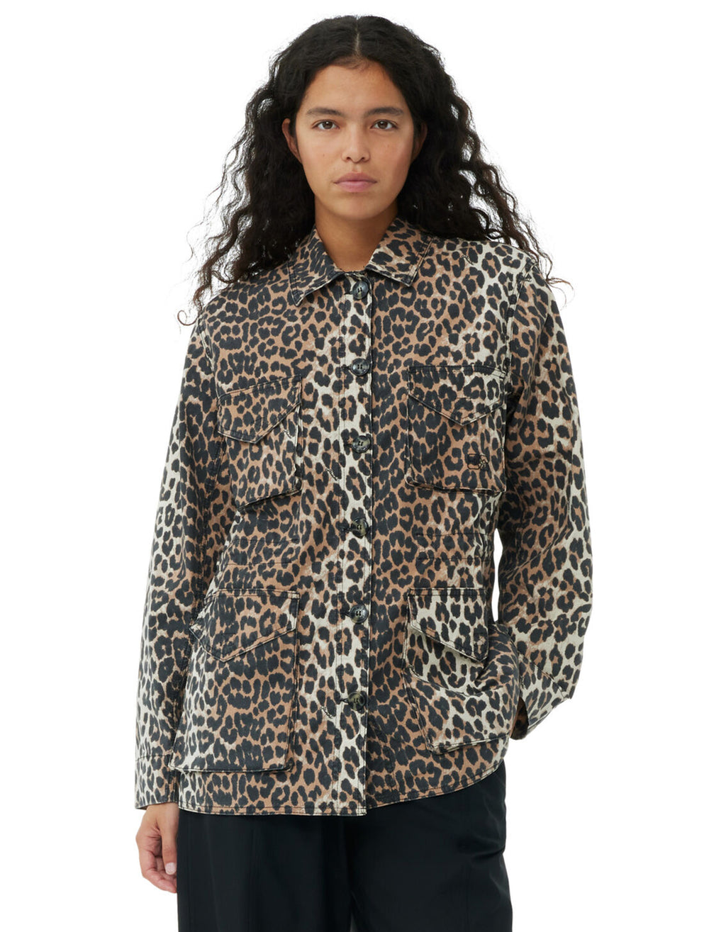 Model wearing GANNI's cotton canvas jacket in almond milk leopard.