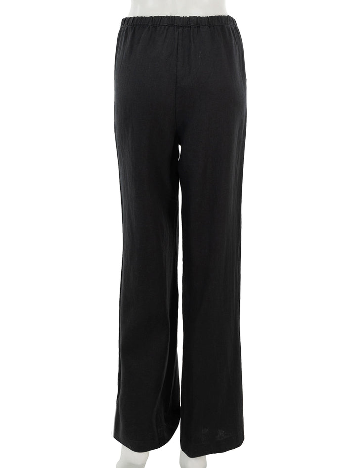 Back view of Rails' emmie linen pants in black.