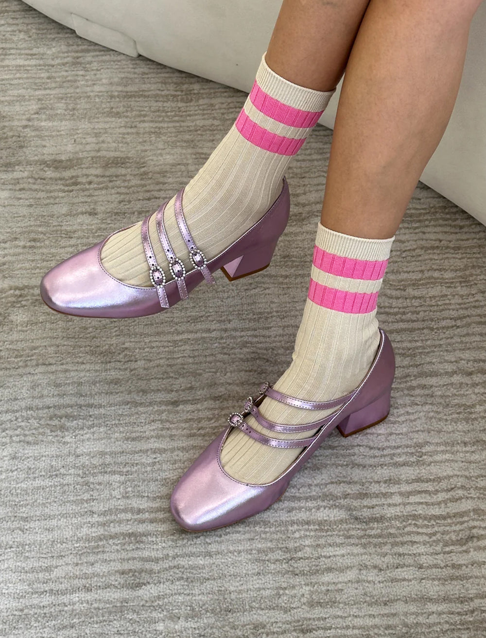 Model wearing Le Bon Shoppe's her socks varsity in taffy.