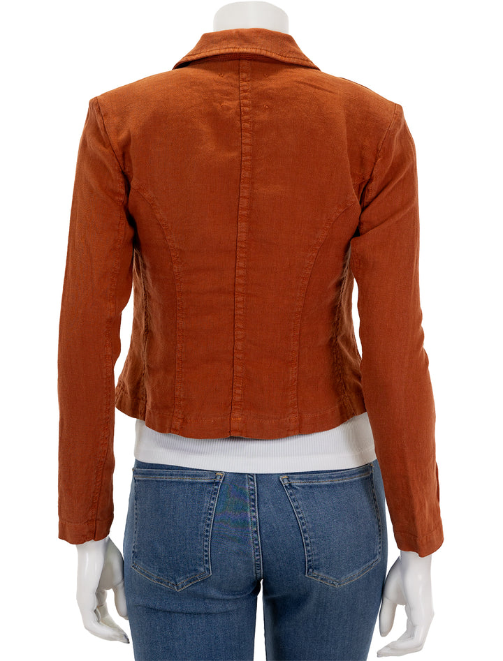 Back view of L'agence's wayne cropped blazer in sienna.