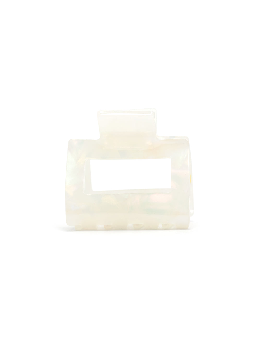 Front view of Tiepology's eco kylie hair clip in ivory pearl