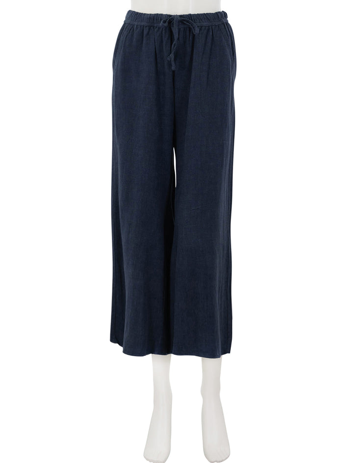 coastal pant in navy