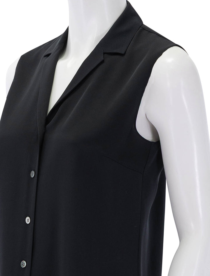 sleeveless camp collar blouse in black