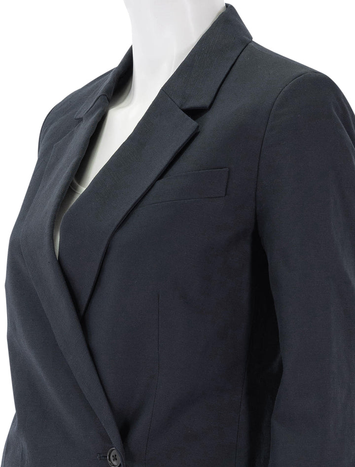 soho waisted blazer in black