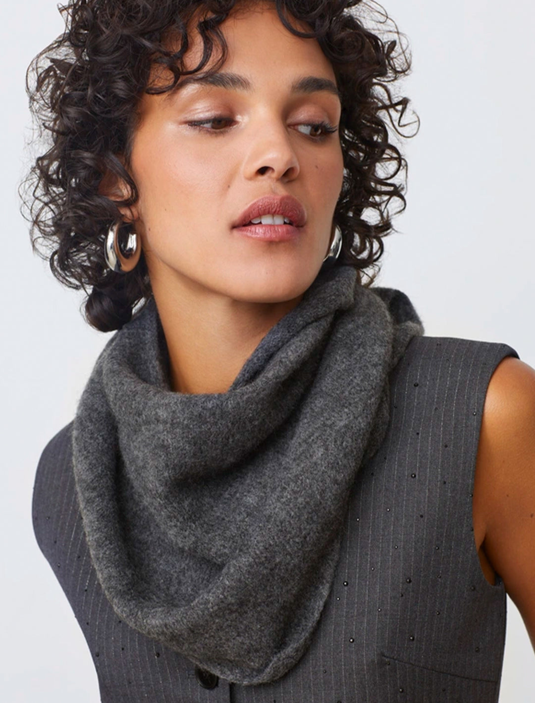 armini scarf in carbone