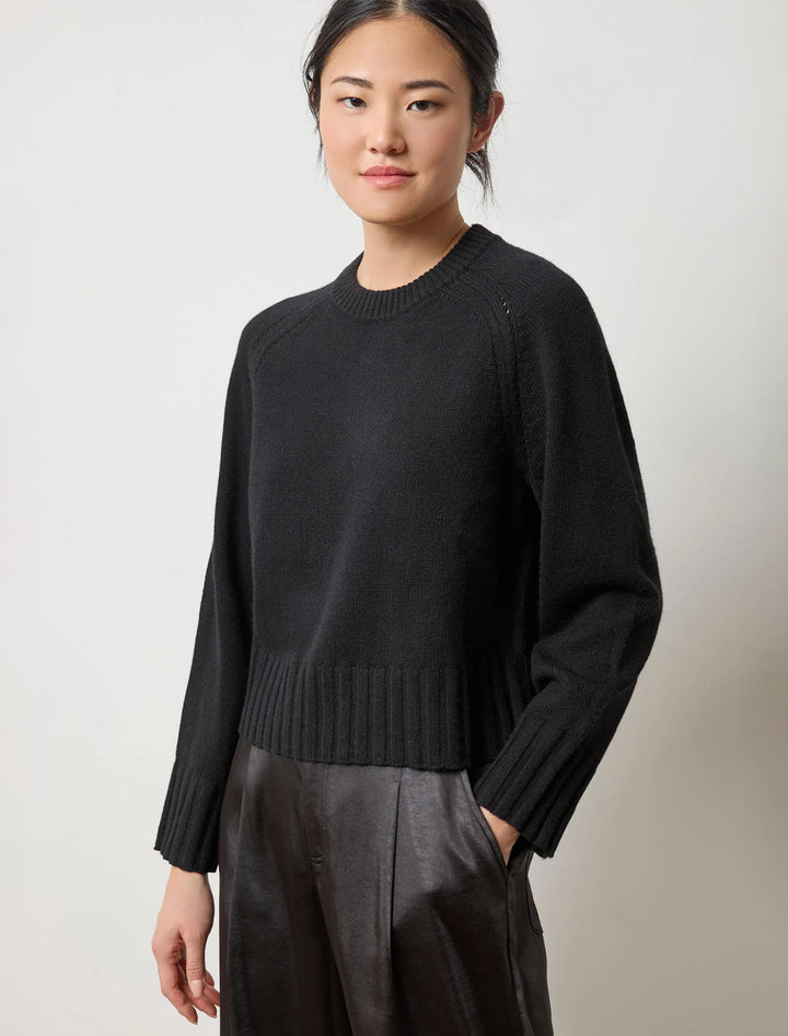 saddle sleeve crewneck sweater in black