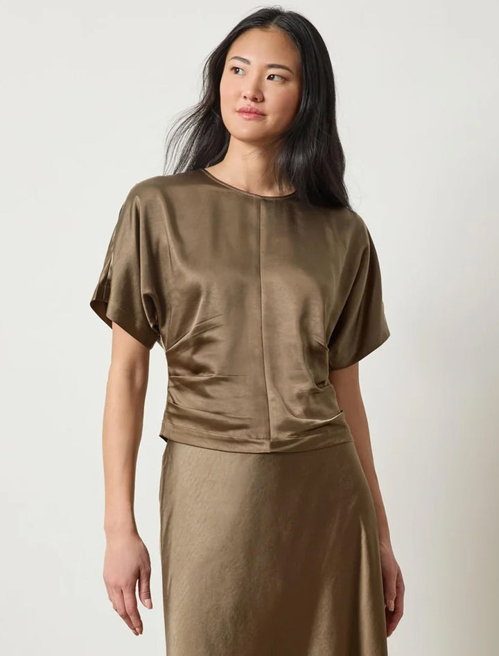 satin dolman short sleeve top in parsley