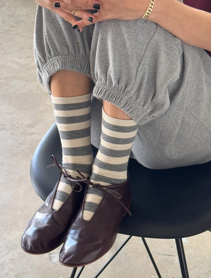 wally socks in wide grey stripe