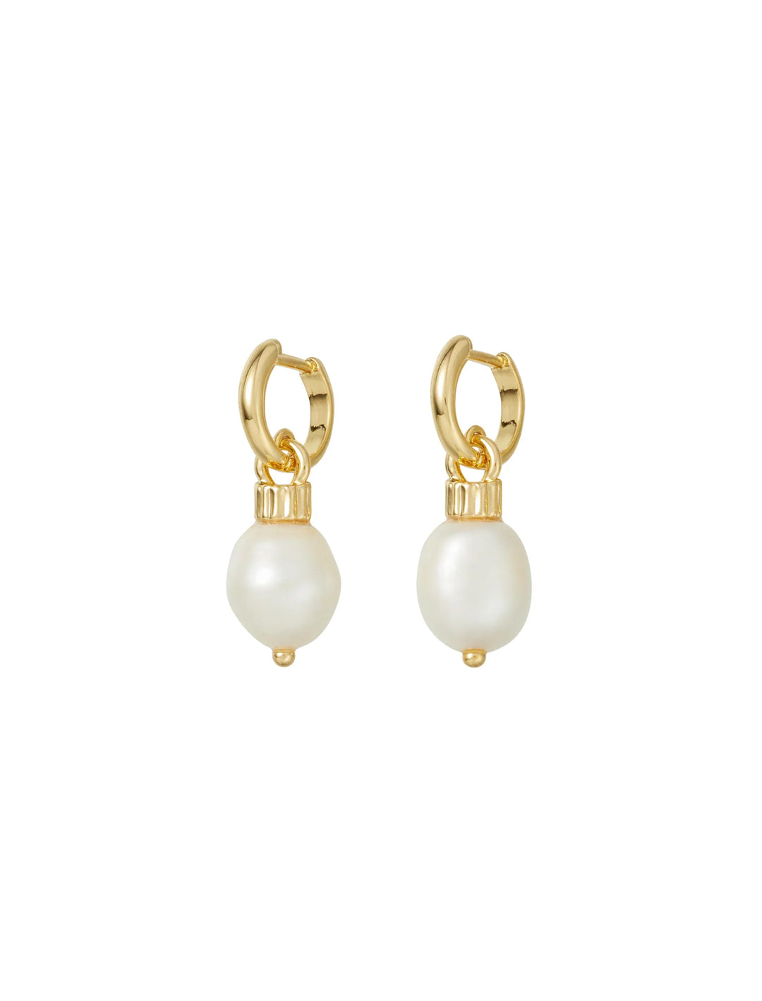 the pearl drop earring in gold