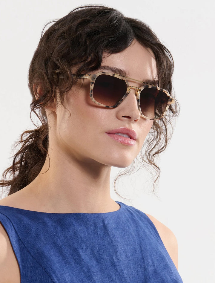 colton | matte oyster 18k