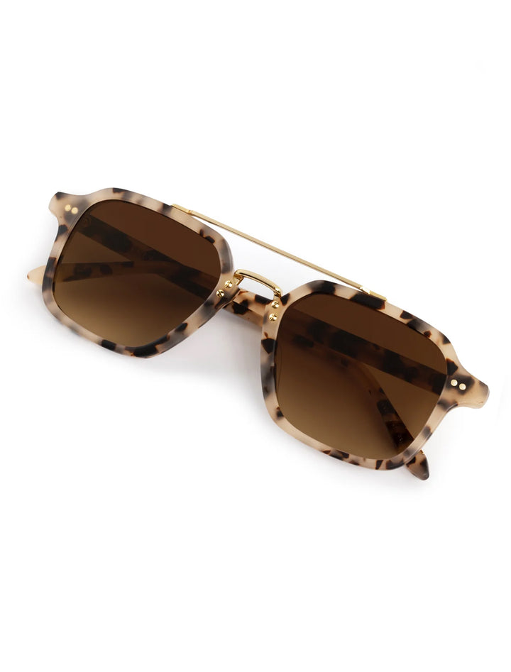 colton | matte oyster 18k