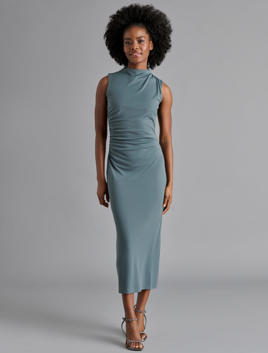 mo dress in cloud grey
