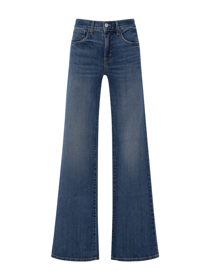 celia jean in classic wash