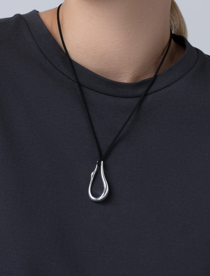 egret rope necklace in silver