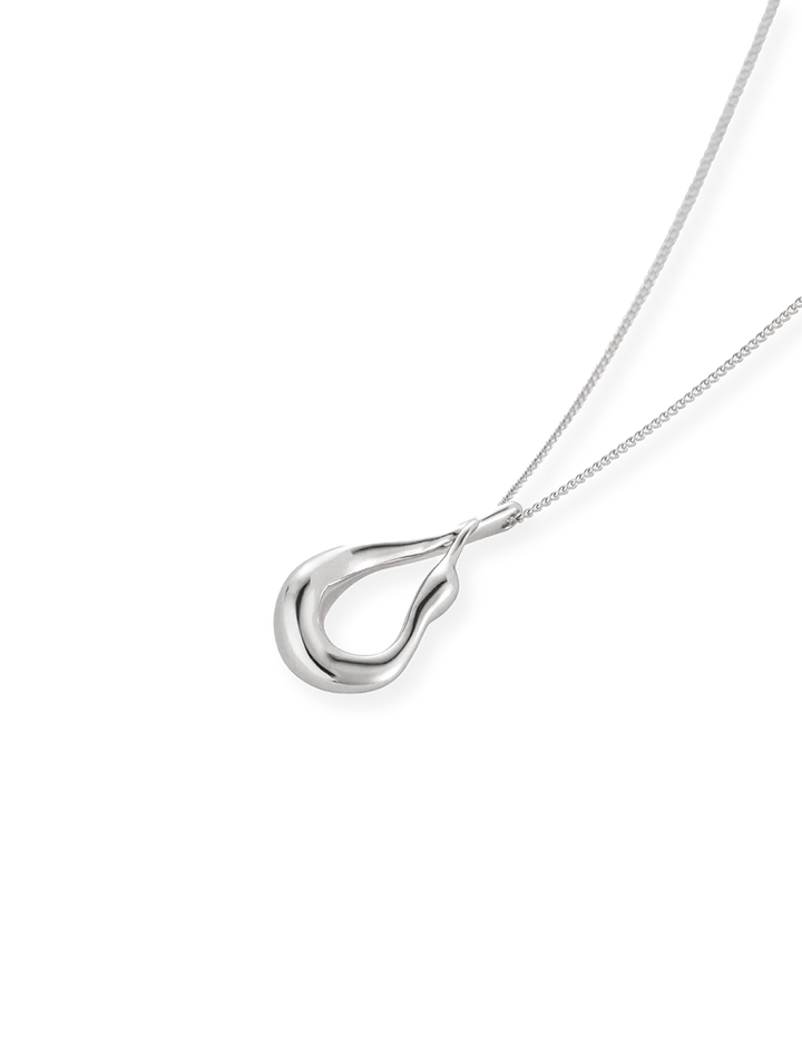 mini egret pendant necklace in silver
