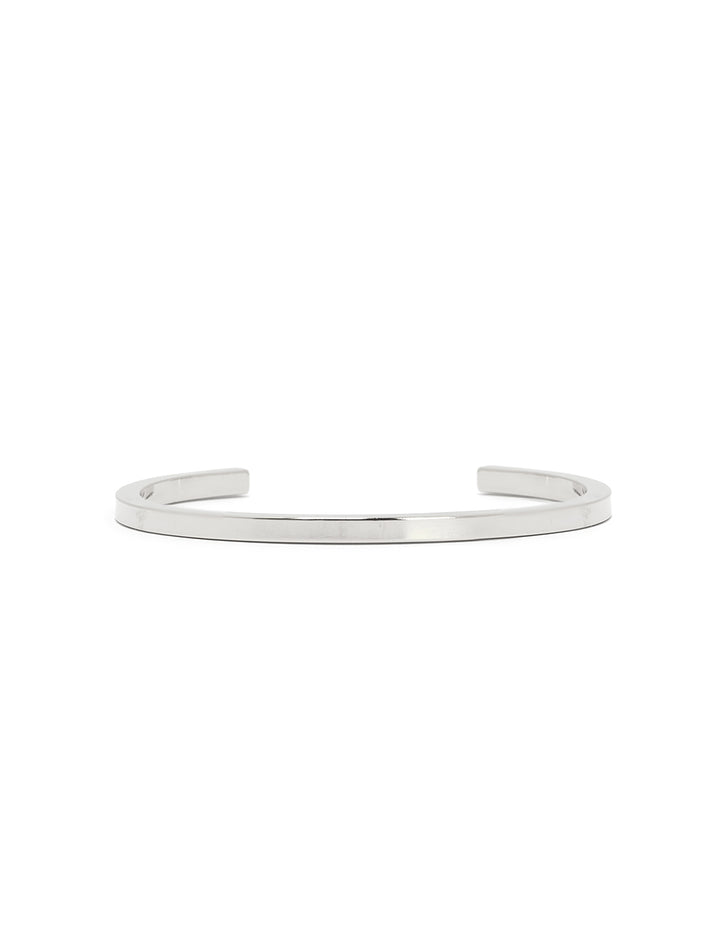 Front view of AV Max squared off cuff