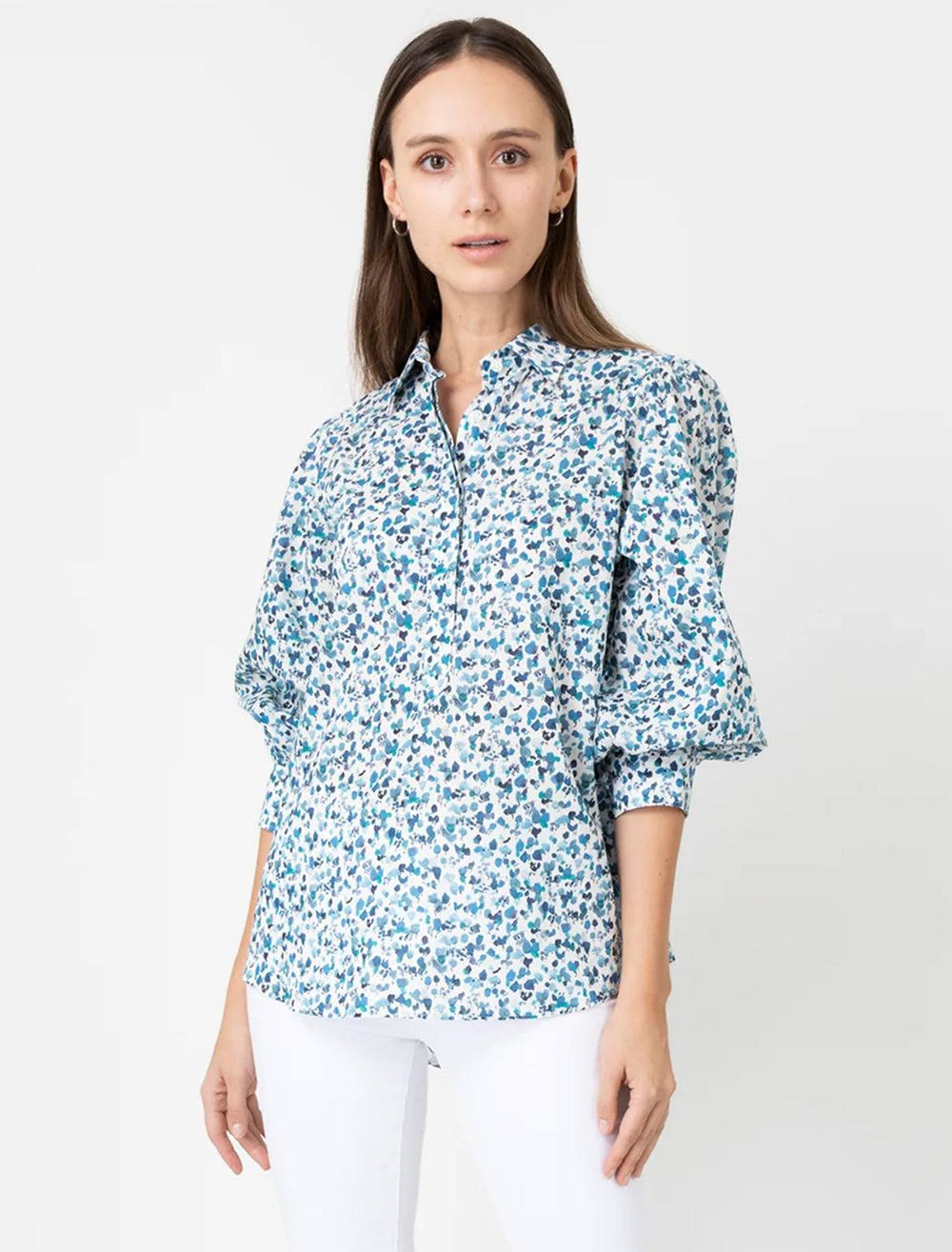 Model wearing Ann Mashburn's geraldine popover in rhapsody liberty print.