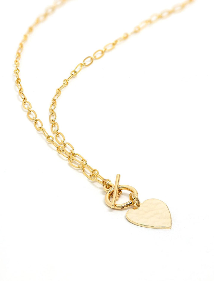 AV Max's heart and toggle necklace.