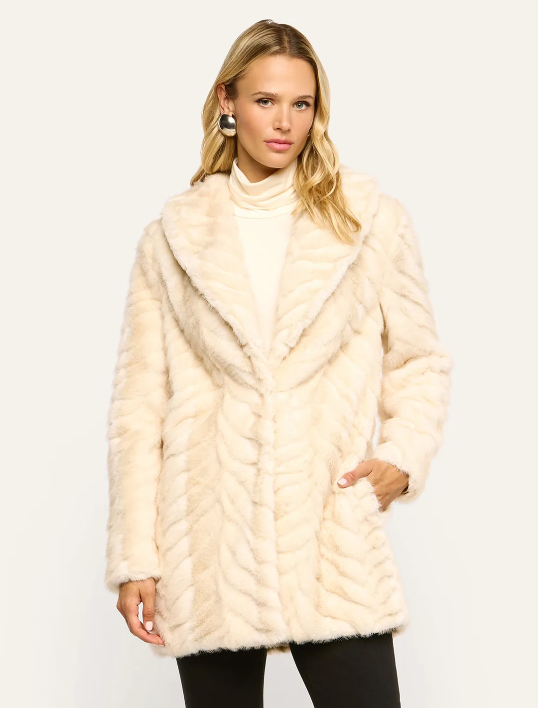 toira faux fur coat in champagne