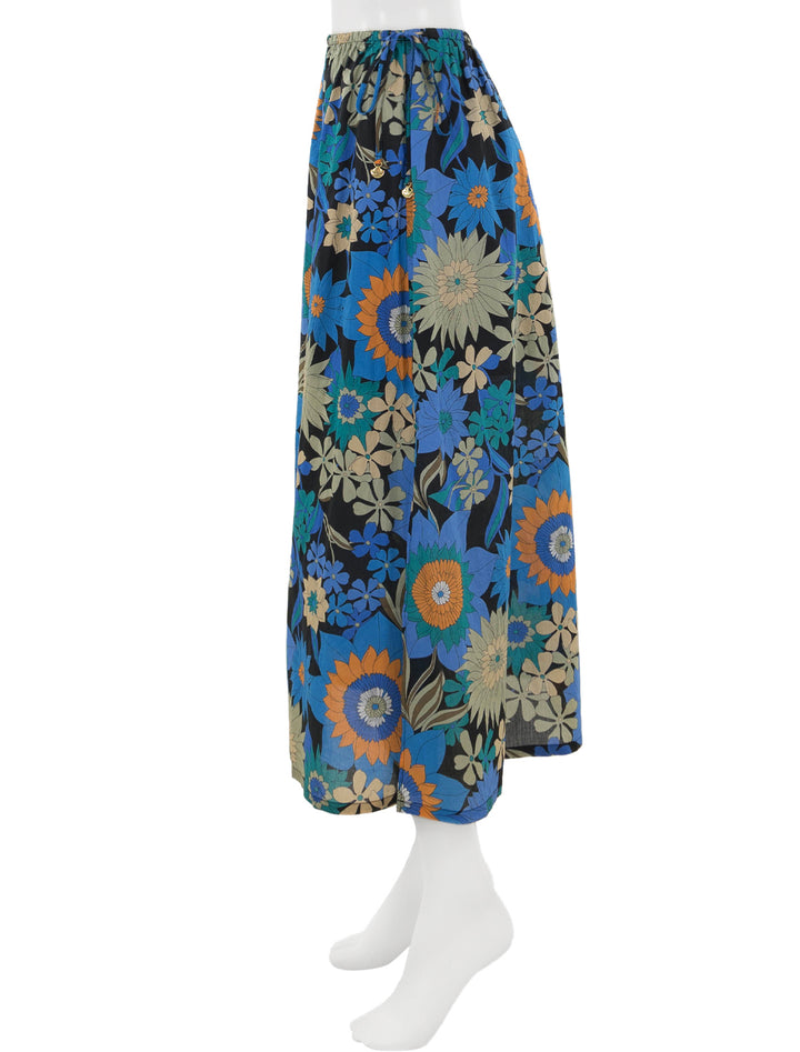 Side view of Rails' beech skirt in azul wildflower.