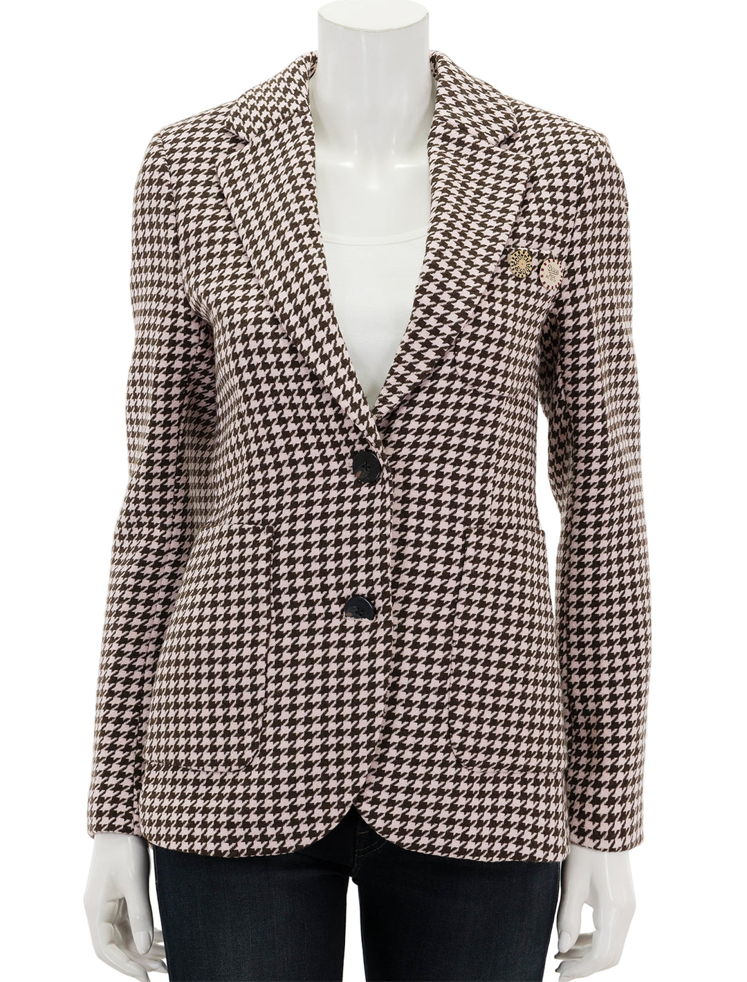 Front view of Scotch & Soda's houndstooth single breasted blazer in pink cloud, buttoned.