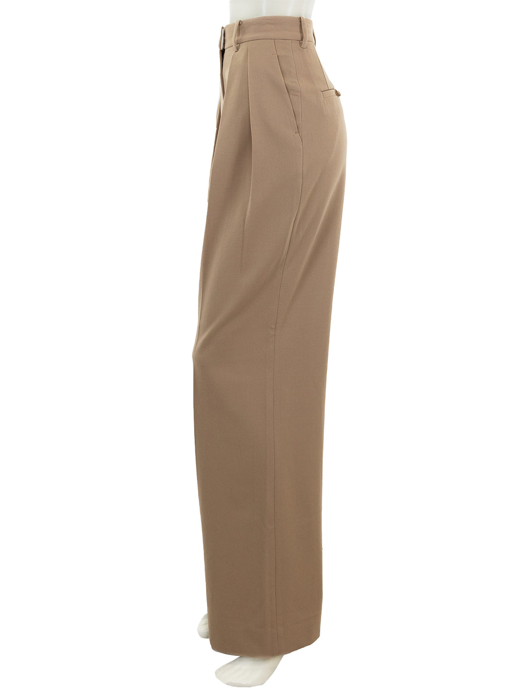 Side view of STAUD's Luisa Pant in Camel.
