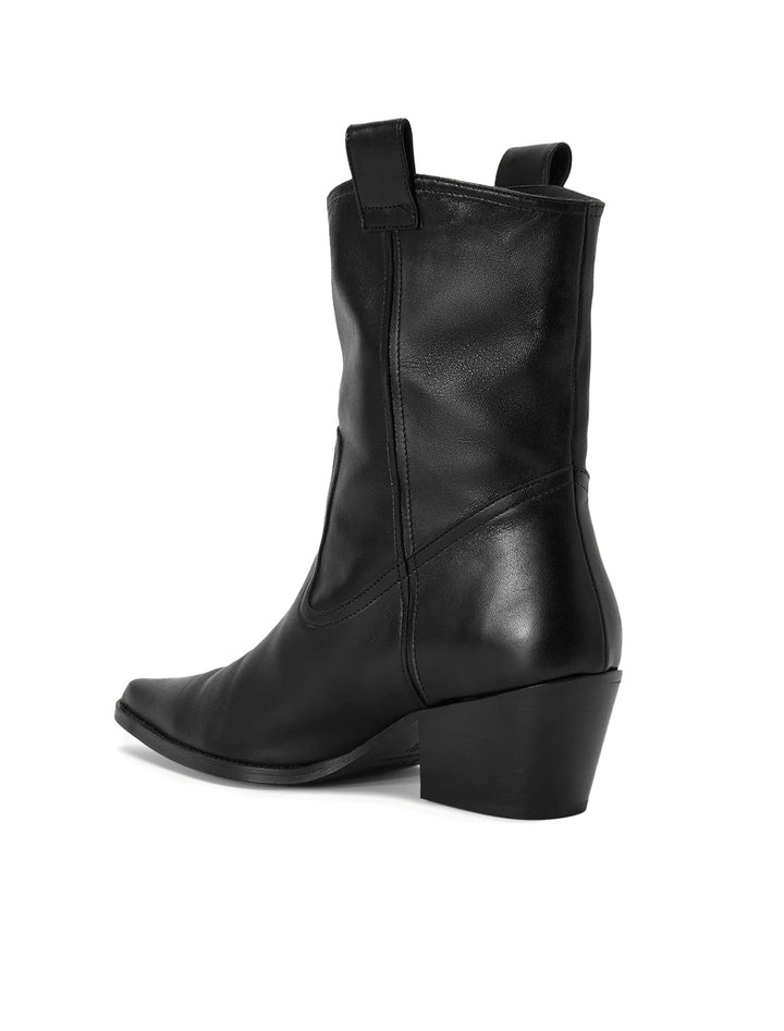Back angle view of STAUD's june boot in black.