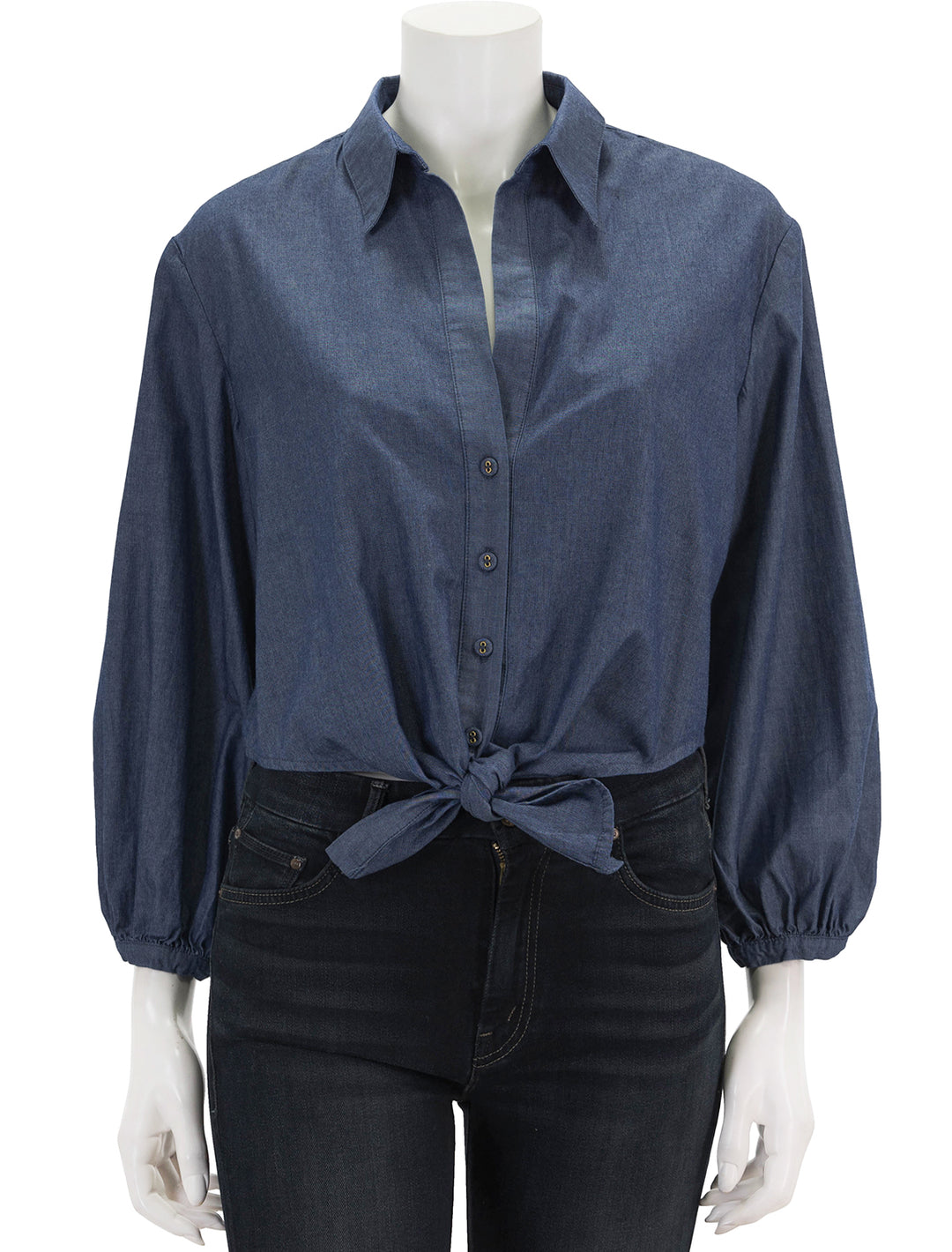Front view of Cara Cara's rumson top in chambray.