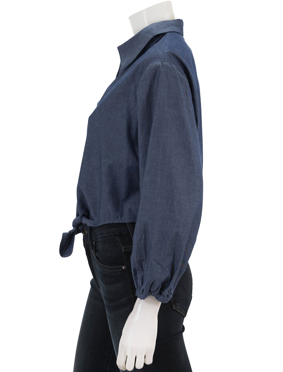 Side view of Cara Cara's rumson top in chambray.