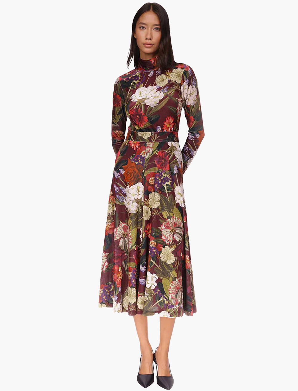 Model wearing Cara Cara's gianna skirt in garden flora.
