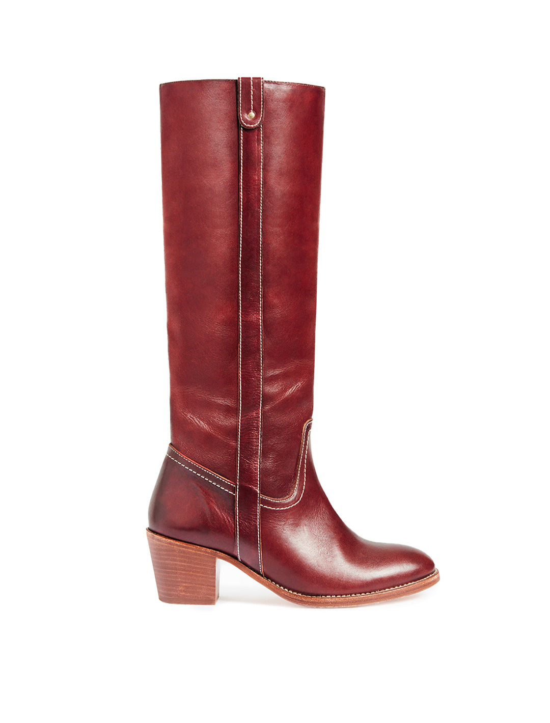 Side view of Vanessa Bruno's betterave 60mm bottes.