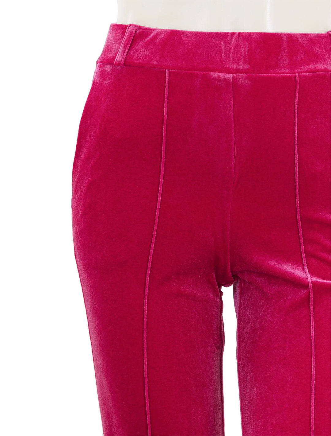 Close-up view of Vilagallo's carla pink velvet pants.