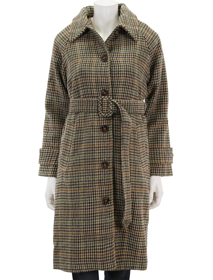 Front view of Suncoo Paris' Evan Coat in Taupe Check, buttoned.