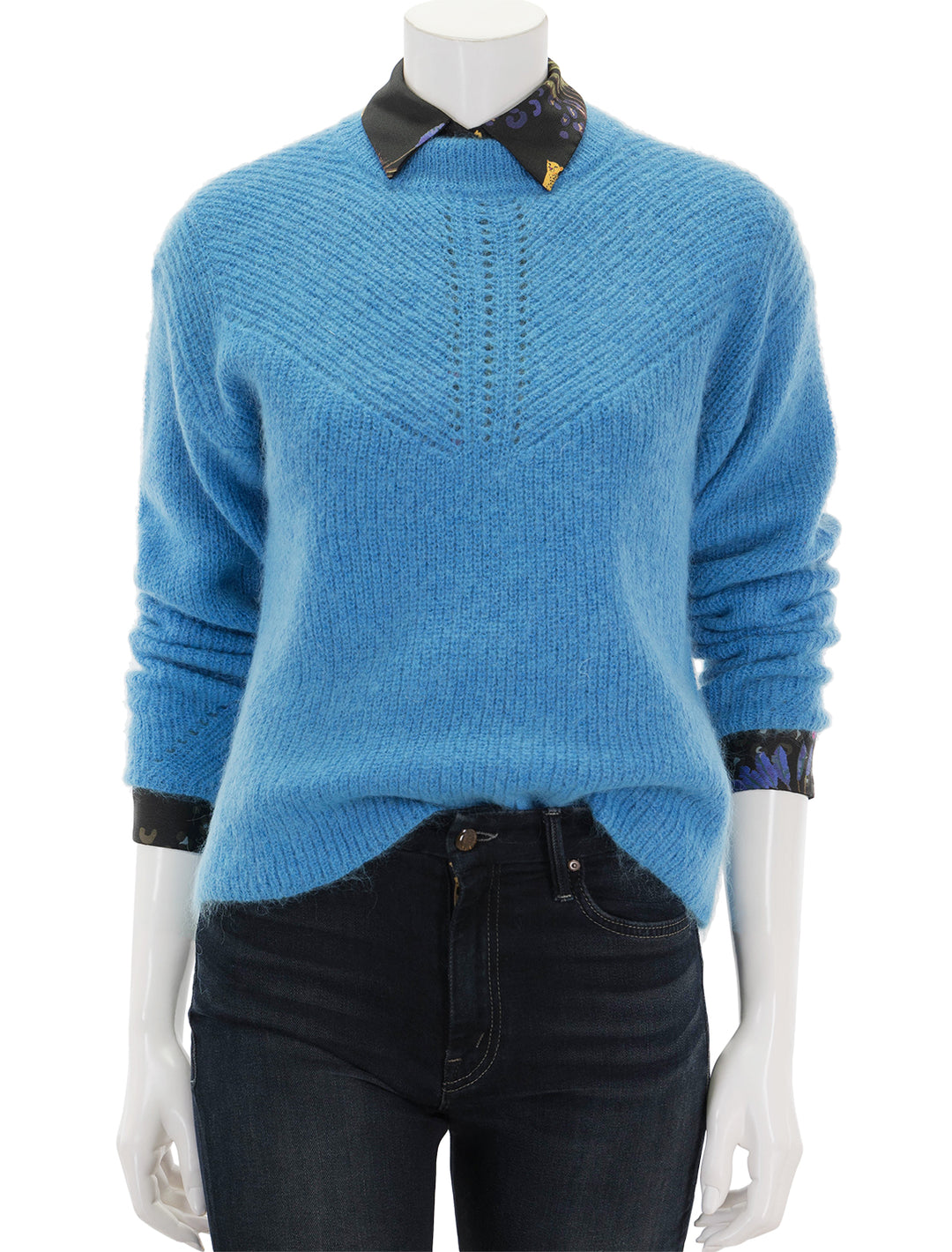 front view of philly pullover in bleu