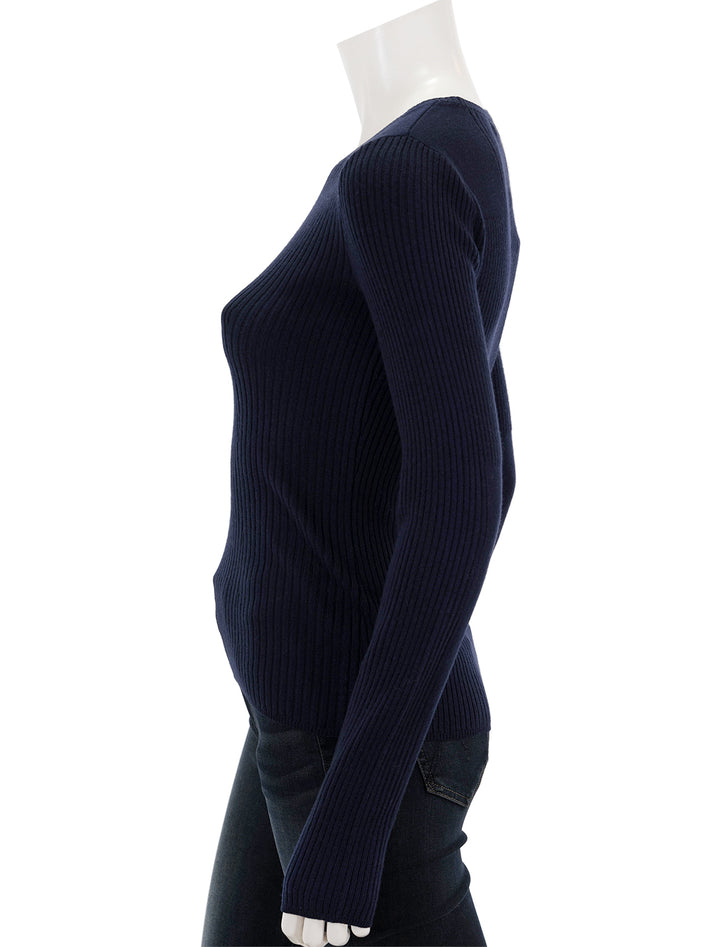 Side view of Rag & Bone's audrina crew in navy.