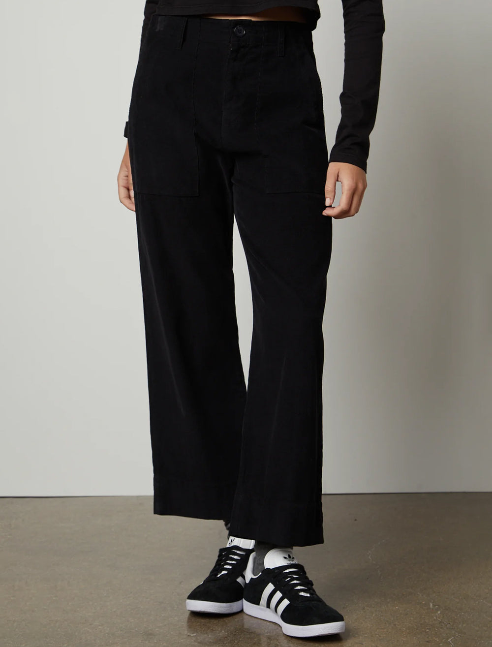 Model wearing Velvet's vera pant in black cord.