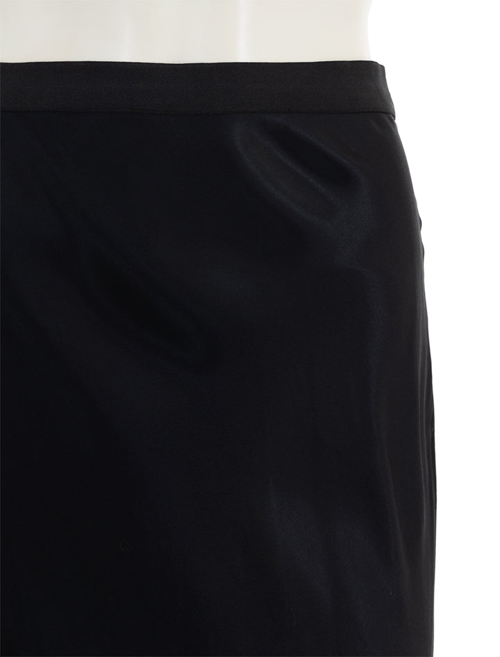 Close-up view of Rails' berlin skirt in black.