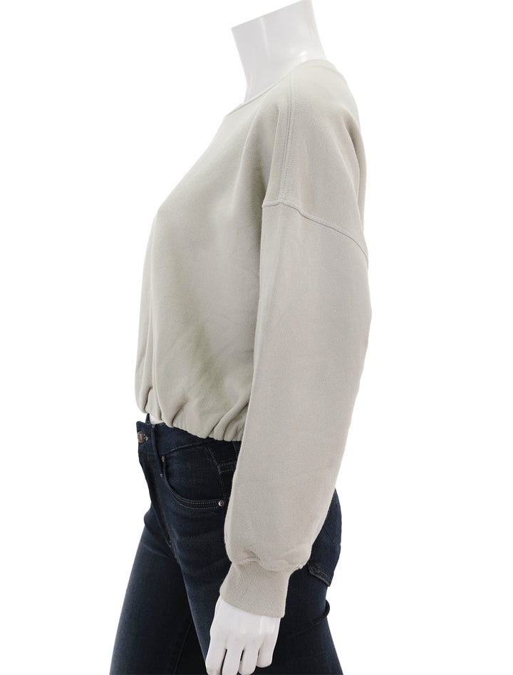 Side view of Velvet's bobbi in ancient.