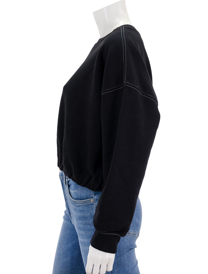 Side view of Velvet's bobbi in black.