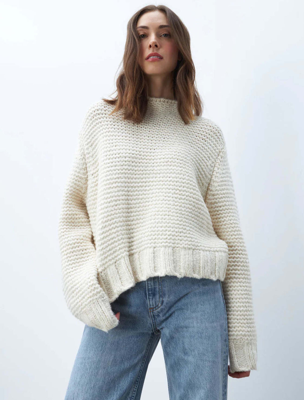 Model wearing Line's annabelle in white lotus.