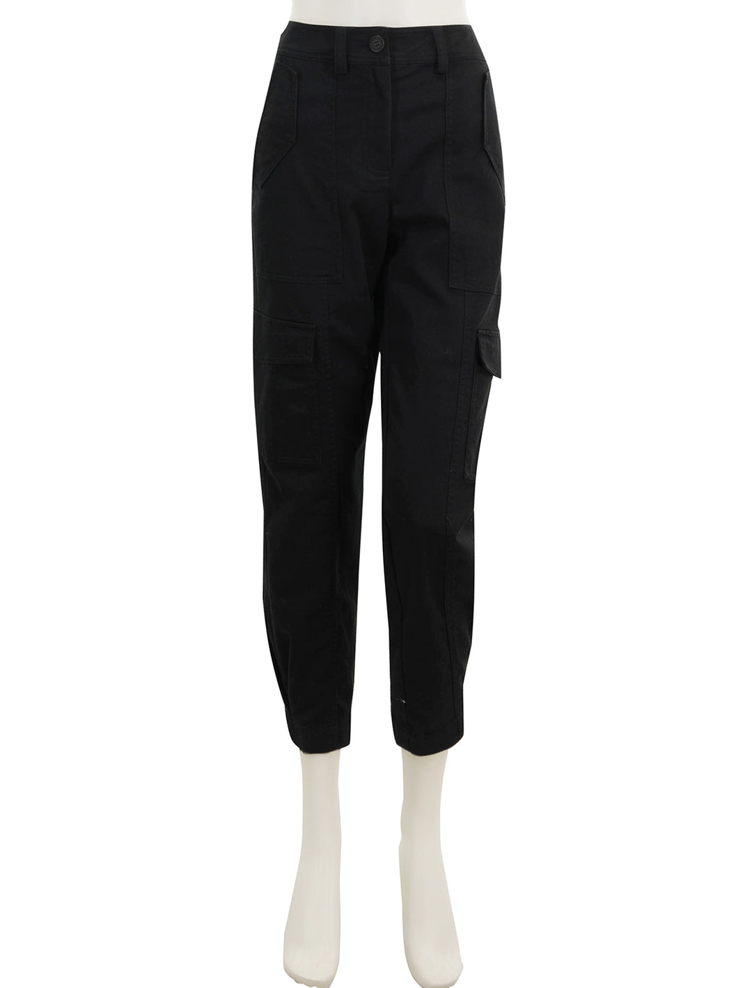 front view of elian pant in black
