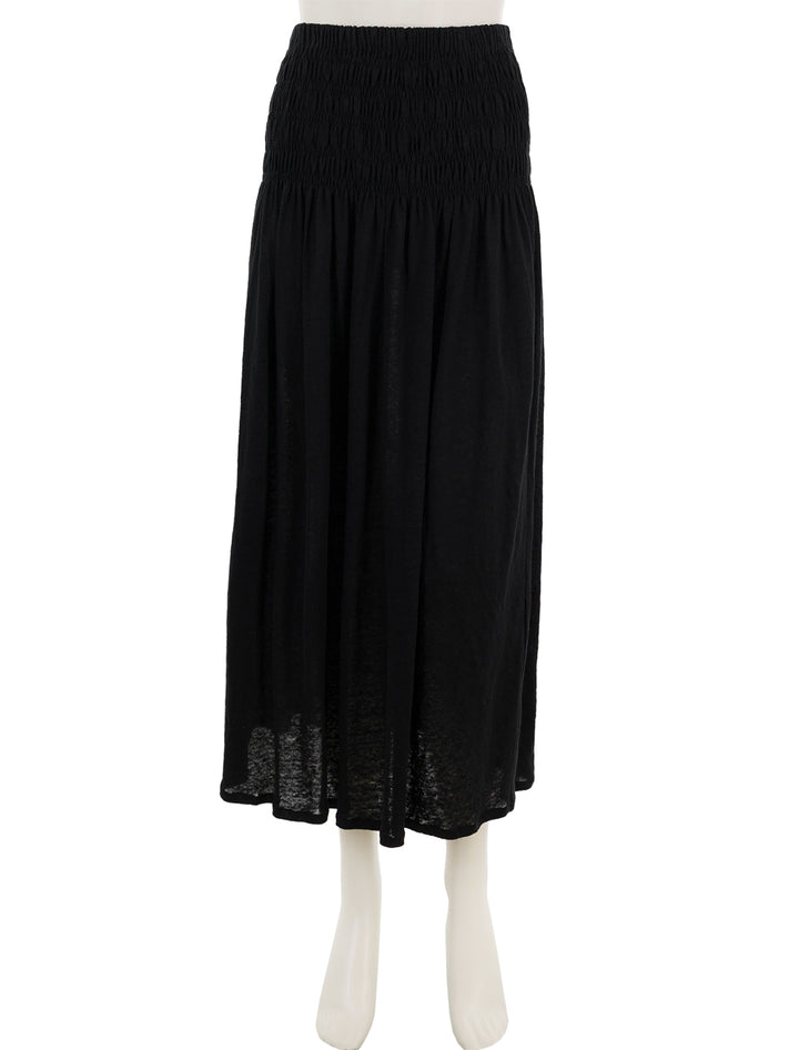 Front view of Vanessa Bruno's tinoa skirt in noir.