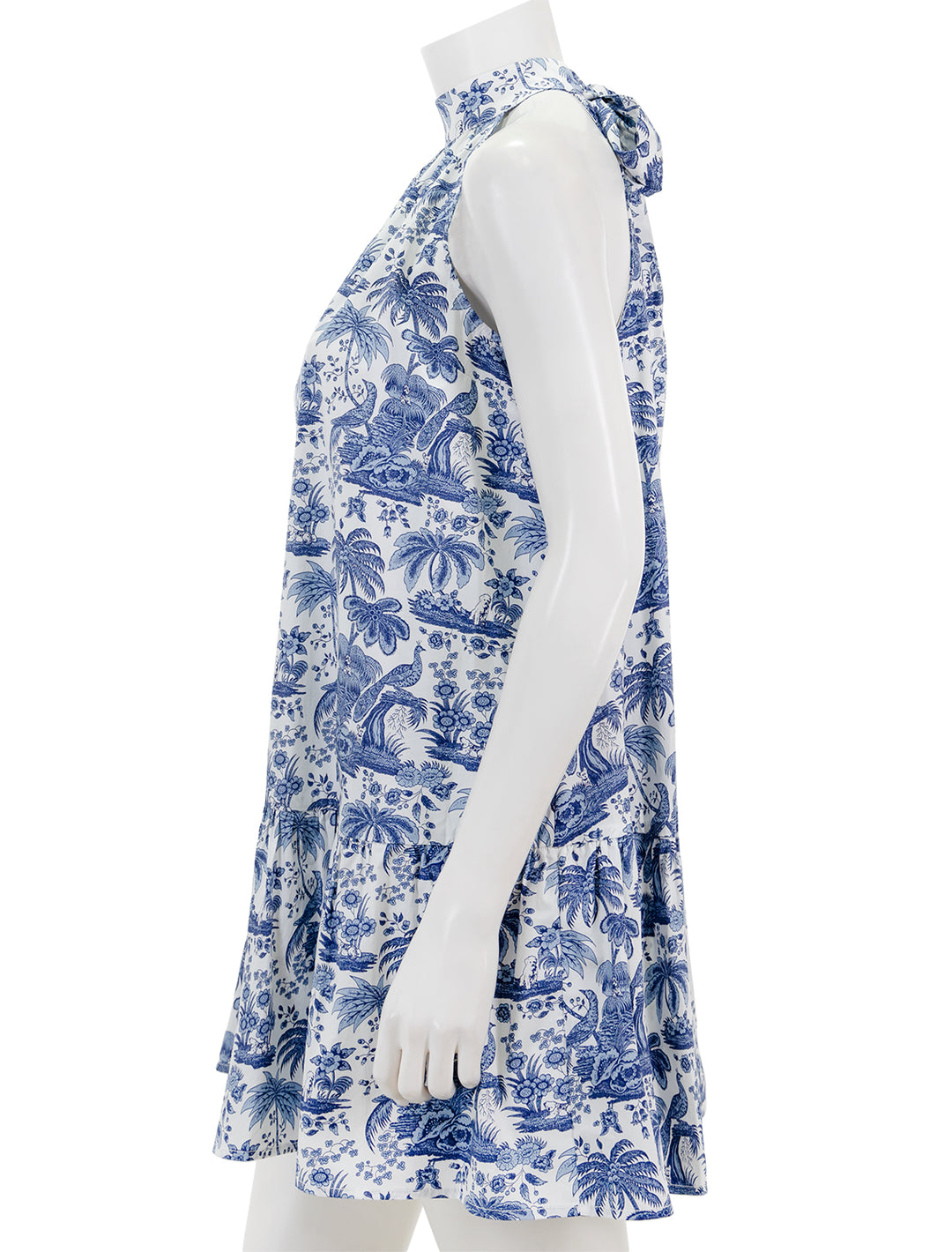 Side view of STAUD's marlowe dress in blue toile.