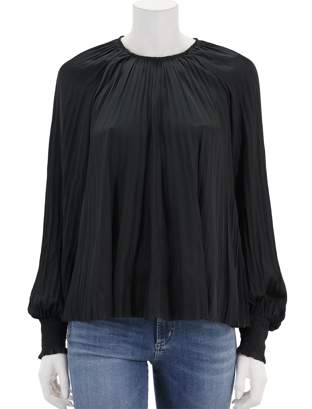Front view of Ulla Johnson's aidy blouse in noir.